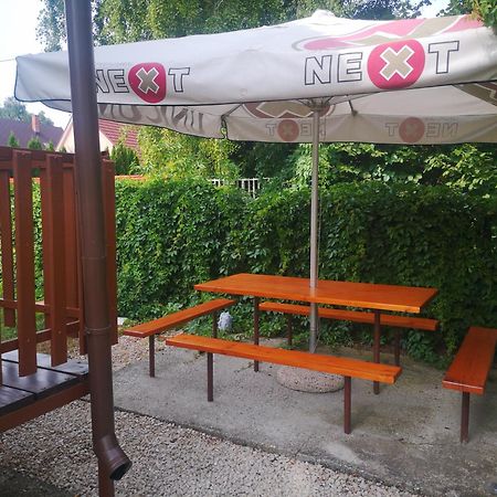 Vadasztanya Apartmanhazak Siofok Ruang foto