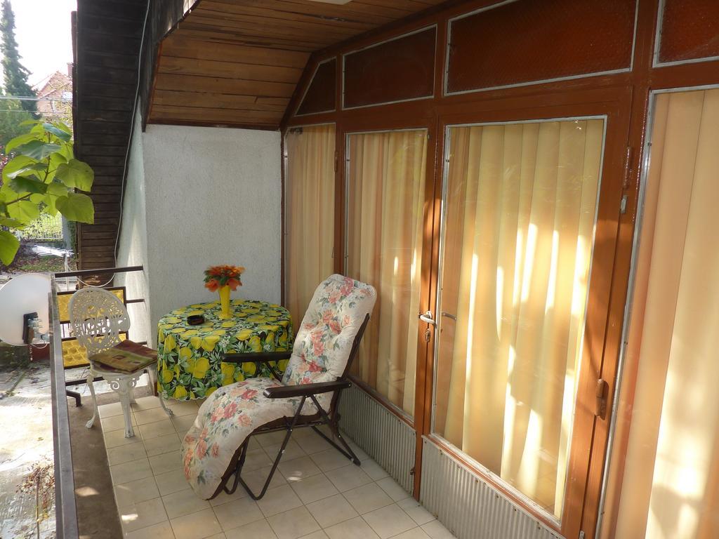 Vadasztanya Apartmanhazak Siofok Ruang foto