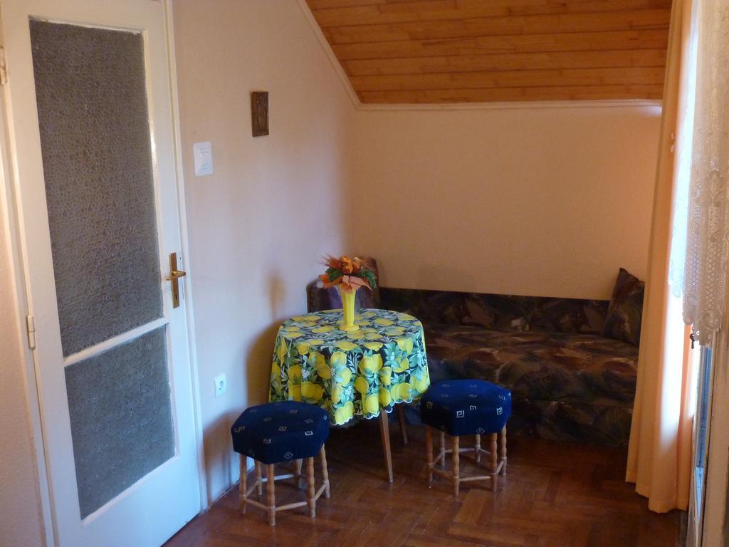 Vadasztanya Apartmanhazak Siofok Ruang foto