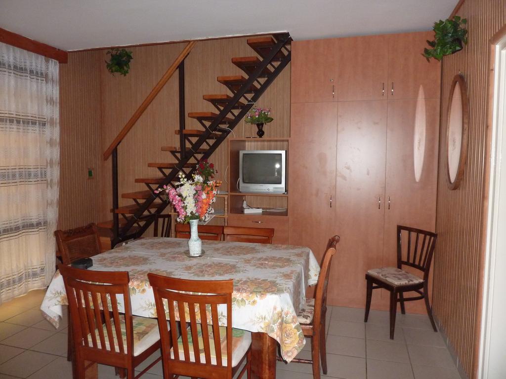 Vadasztanya Apartmanhazak Siofok Ruang foto