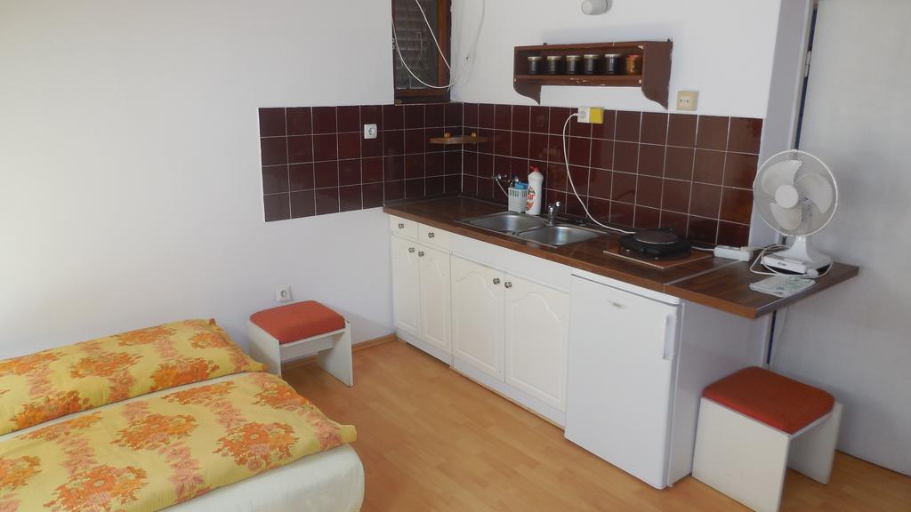Vadasztanya Apartmanhazak Siofok Bagian luar foto