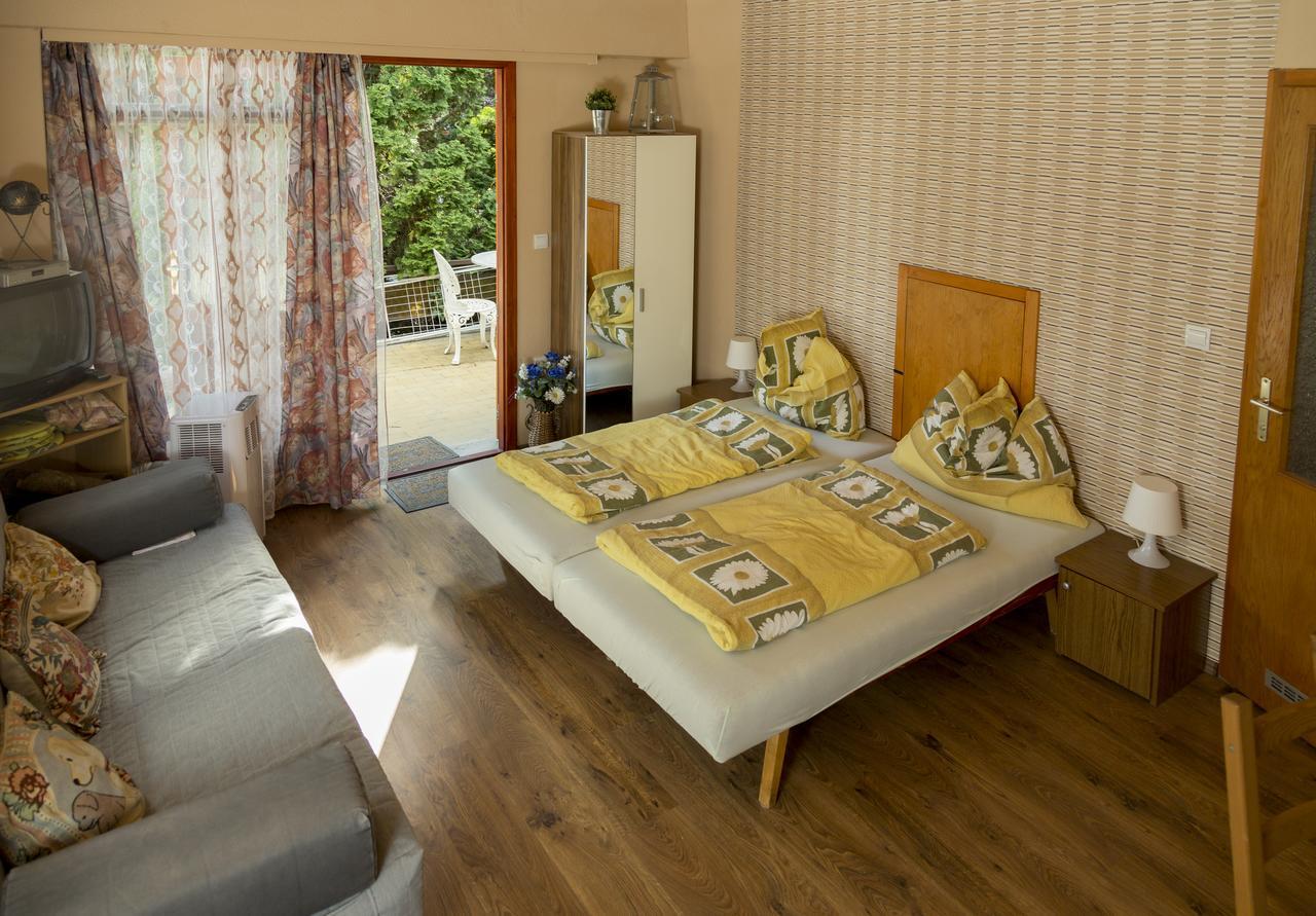 Vadasztanya Apartmanhazak Siofok Bagian luar foto